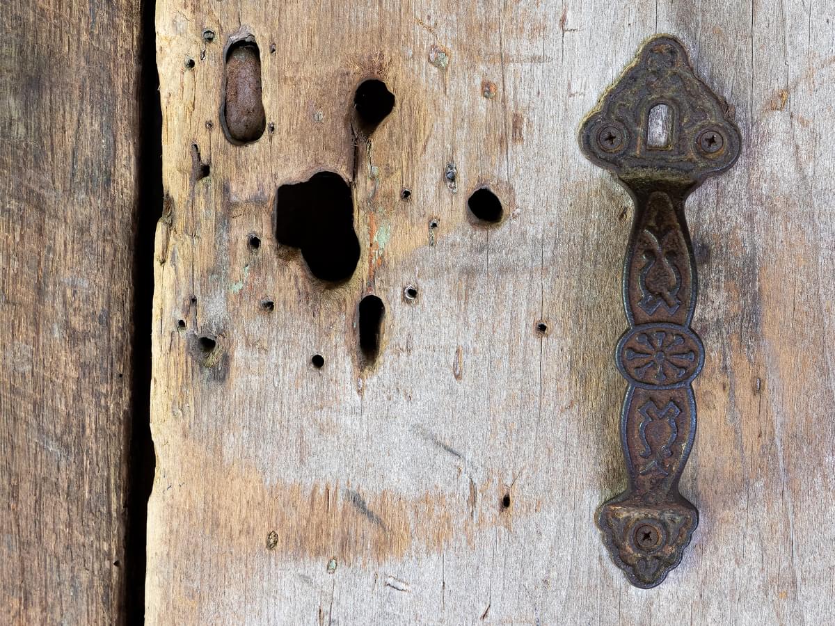 Rustic cabin door handle
